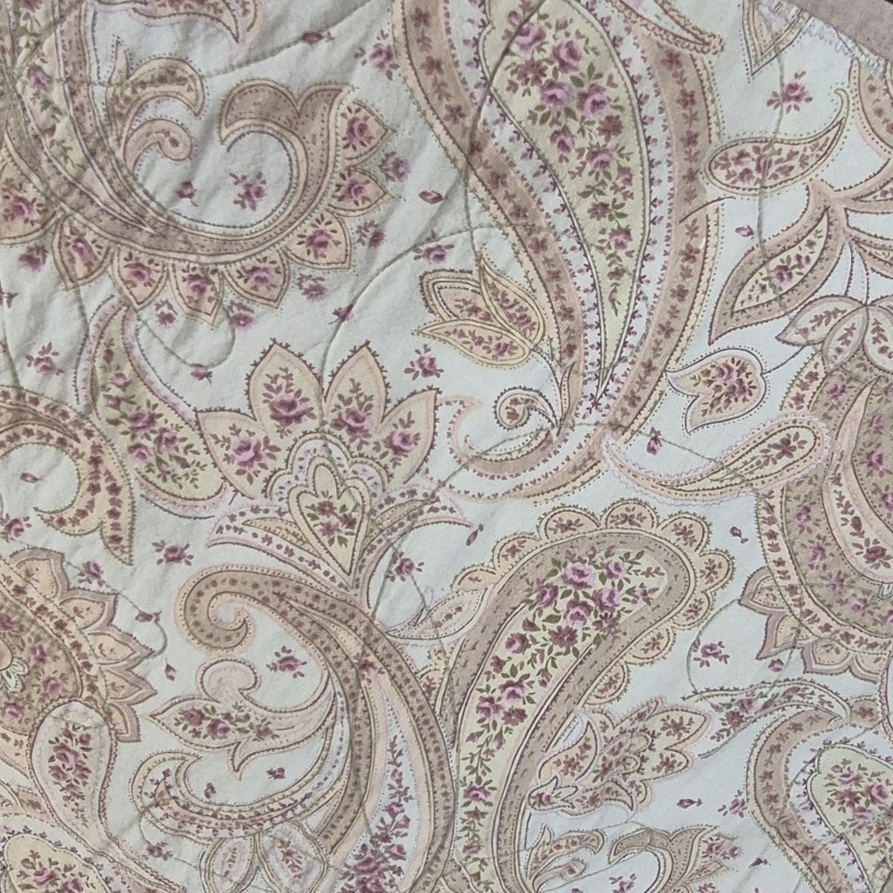 Queen Size Quilt - Picture 8 of 9